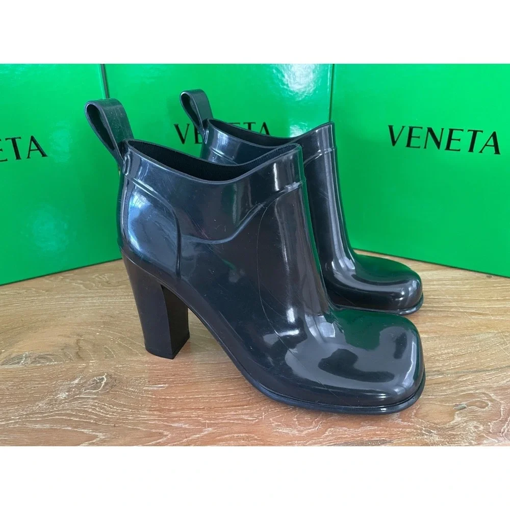 BOTTEGA‎ VENETA BLACK RUBBER 